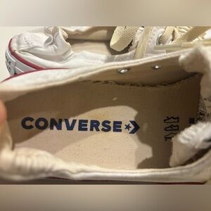 Size 9 Women's Converse All☆Star